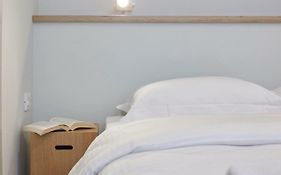 Enjoy Athens From A Funky Studio Near Acropolis!